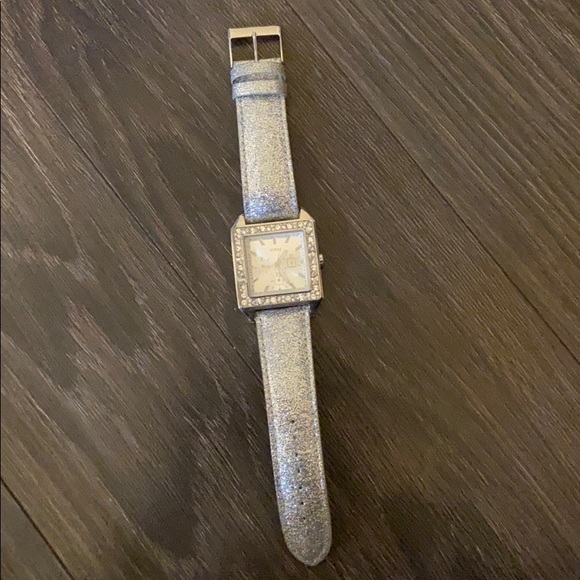 Guess Watch - Picture 2 of 4